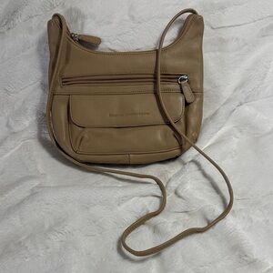 Stone Mountain Small Crossbody Bag Tan Leather